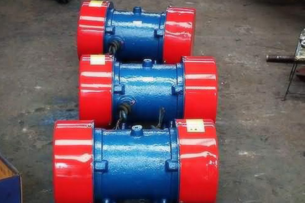 YZO振動電機(jī) YZO振動電機(jī)