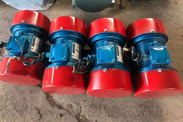 YZU振動(dòng)電機(jī) YZU振動(dòng)電機(jī)